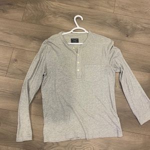 Abercrombie & Fitch long sleeve shirt, size small